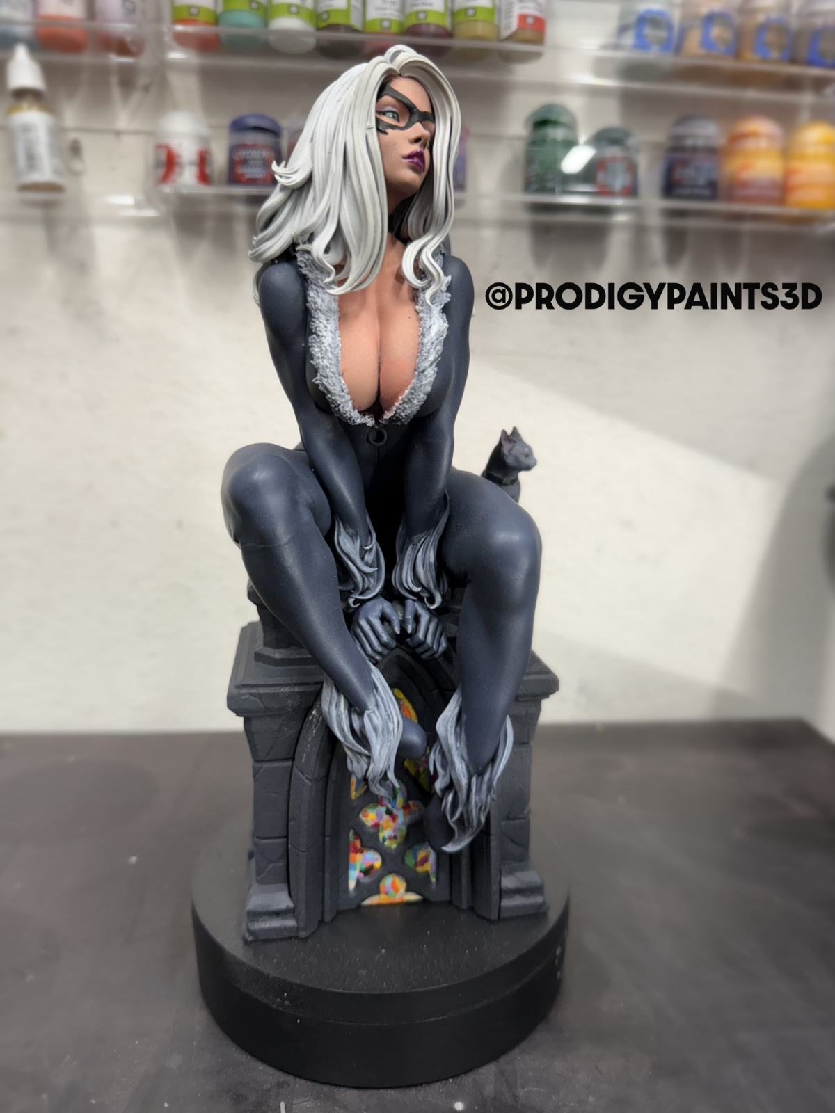 Spiderman : Black Cat Resin Statue Figure Fully Painted 1/6 Scale