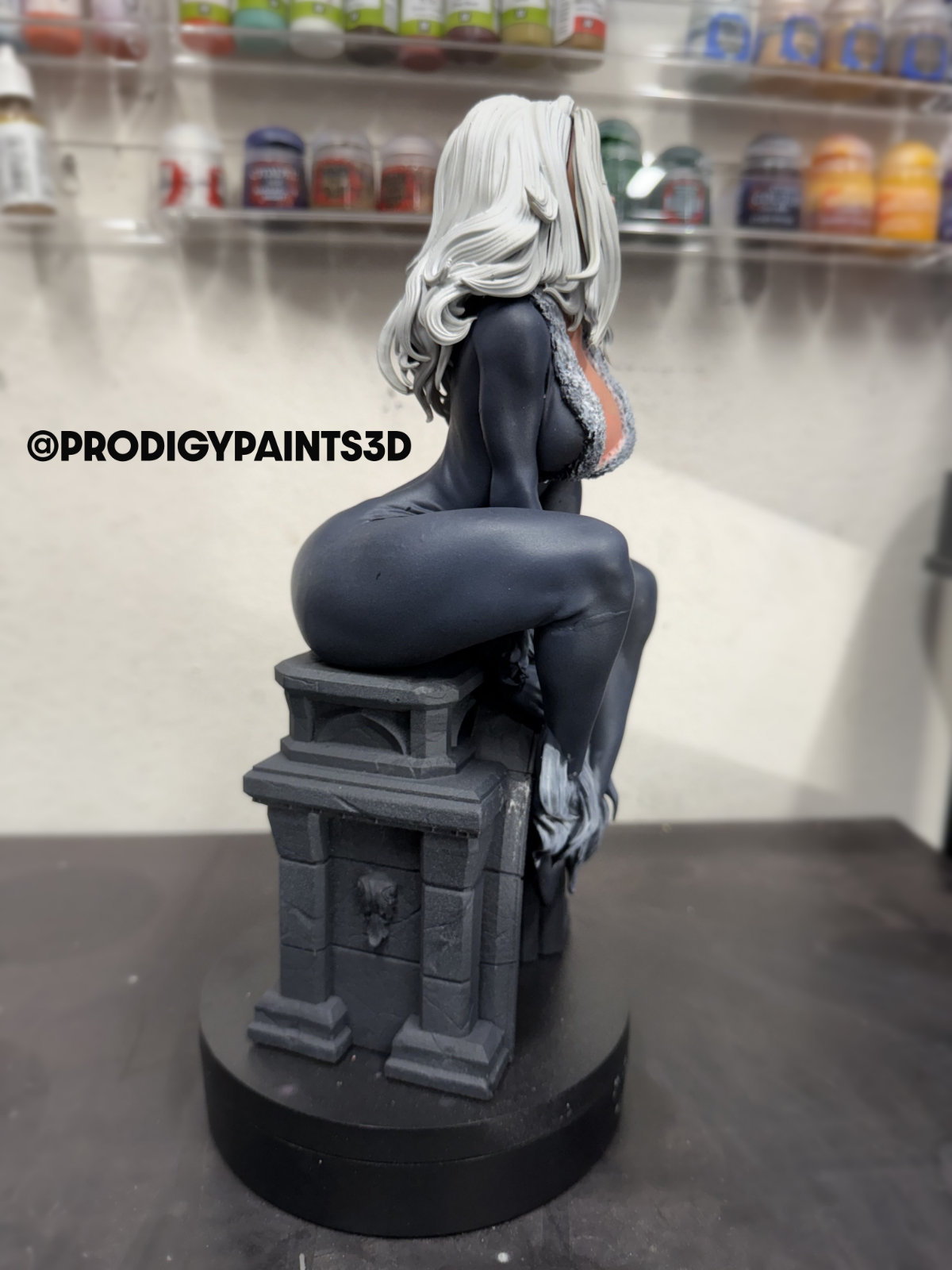 Spiderman : Black Cat Resin Statue Figure Fully Painted 1/6 Scale