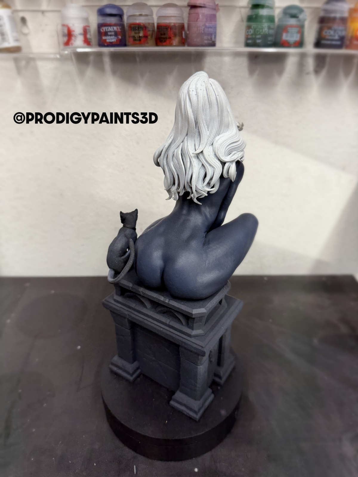 Spiderman : Black Cat Resin Statue Figure Fully Painted 1/6 Scale