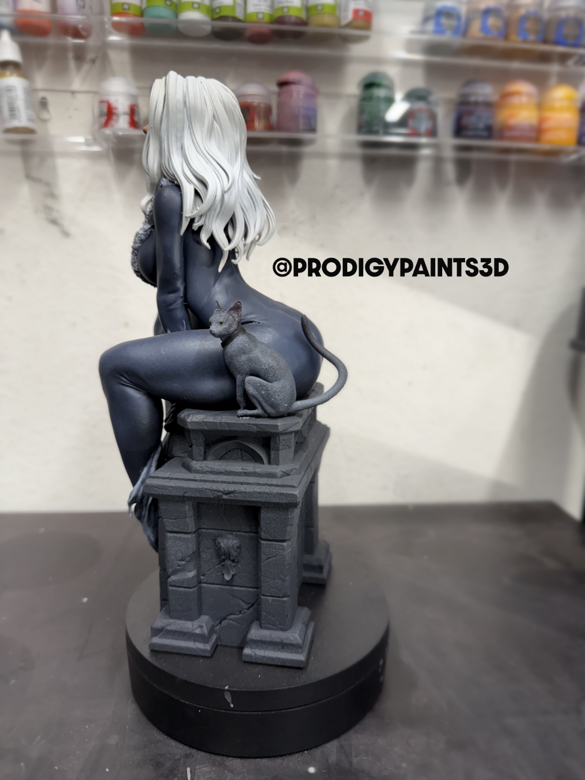 Spiderman : Black Cat Resin Statue Figure Fully Painted 1/6 Scale